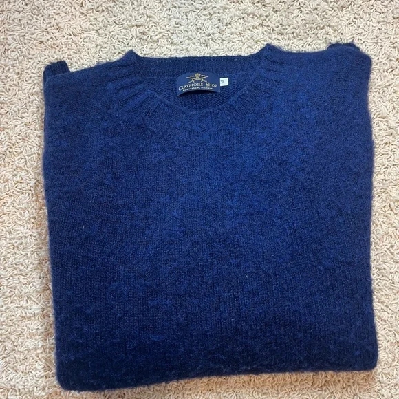 100% Pure New Wool Claymore Shop Blue Crewneck Sweater with Textured Knit